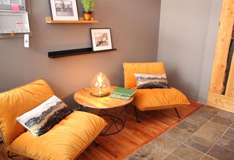 הוסטל The Larix