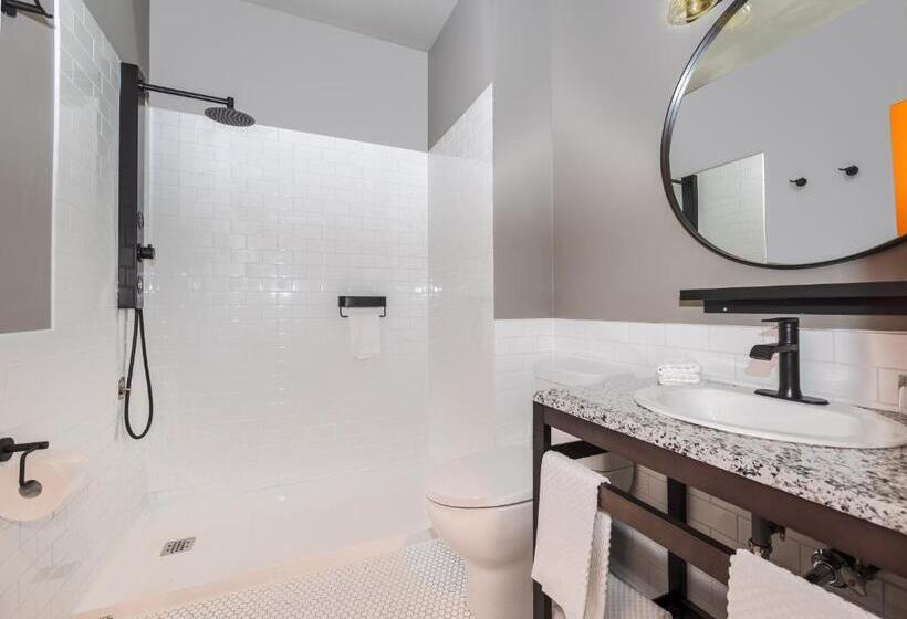 הוסטל The Larix