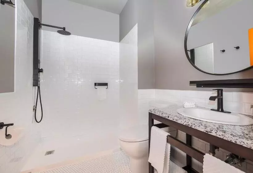 ユースホステル The Larix