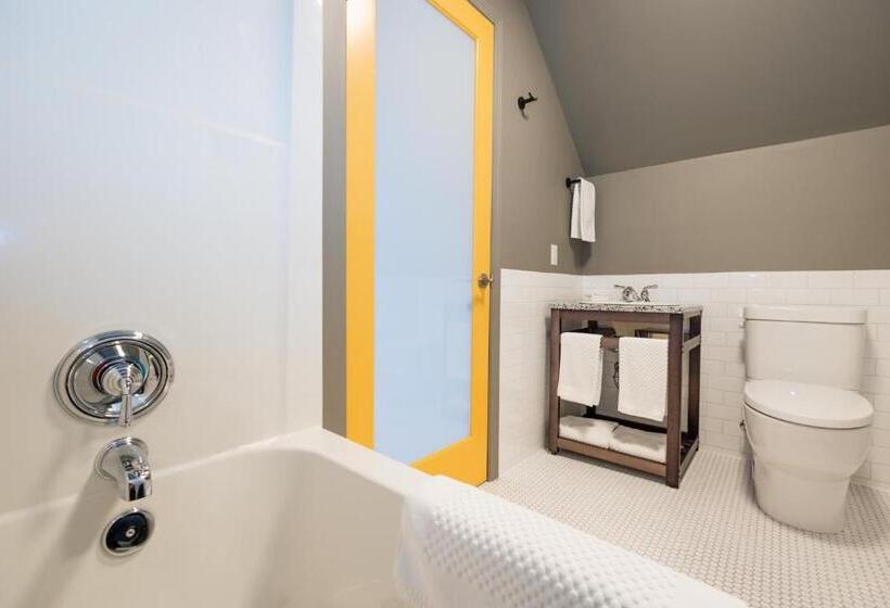 הוסטל The Larix