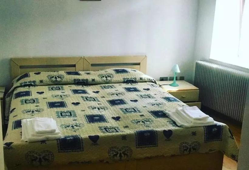 Pensjonat Affittacamere Ceschi