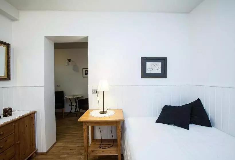 پانسیون Kría Guesthouse