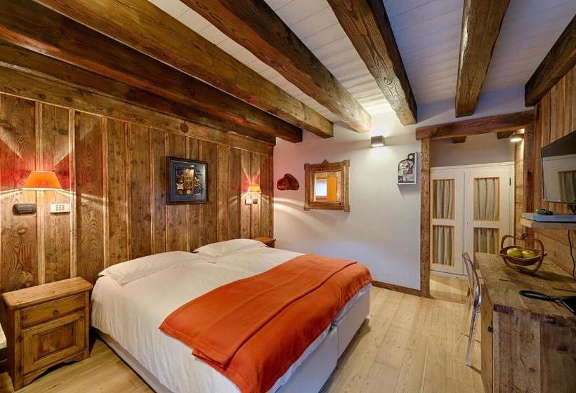 پانسیون Les Plaisirs D'antan