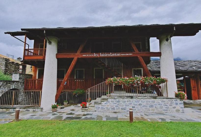 پانسیون Les Plaisirs D'antan