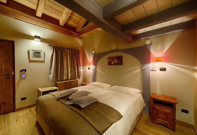 پانسیون Les Plaisirs D'antan