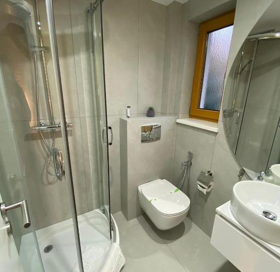 膳宿费 Pintea Chalet