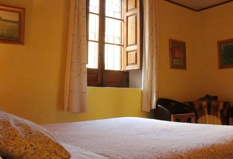 Retkeilymaja Posada De La Triste Condesa