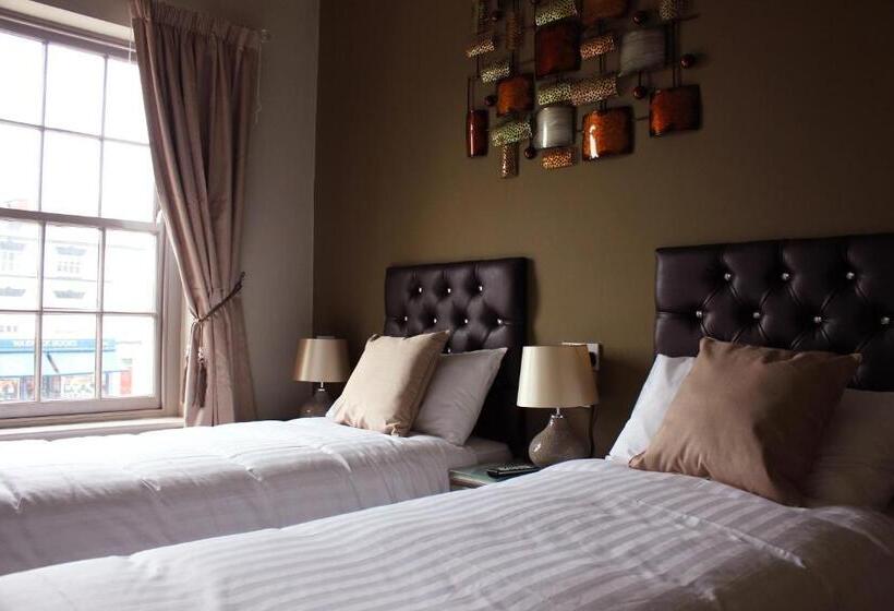 Schronisko Tilted Wig