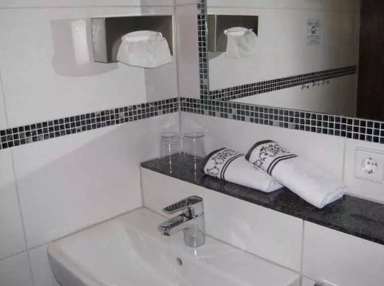 Gasthaus Pension Donishäusle