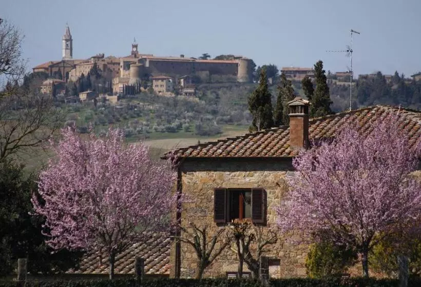 هتل Agriturismo Casalpiano
