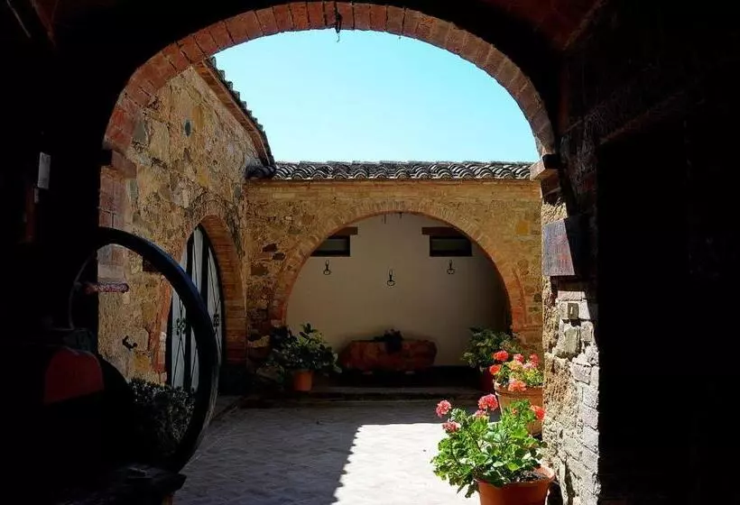 هتل Agriturismo Casalpiano