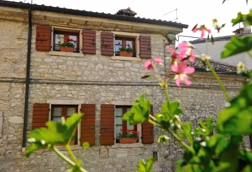 Hotel Agriturismo Crodi