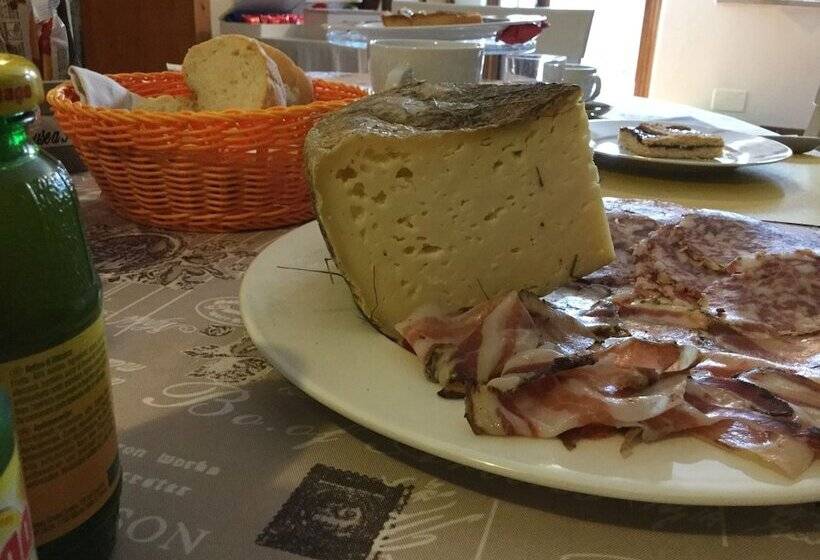 Отель Agriturismo Crodi