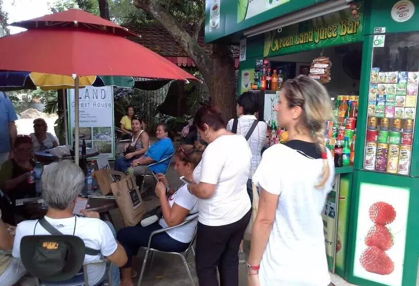 Majatalo Green Land Guest House