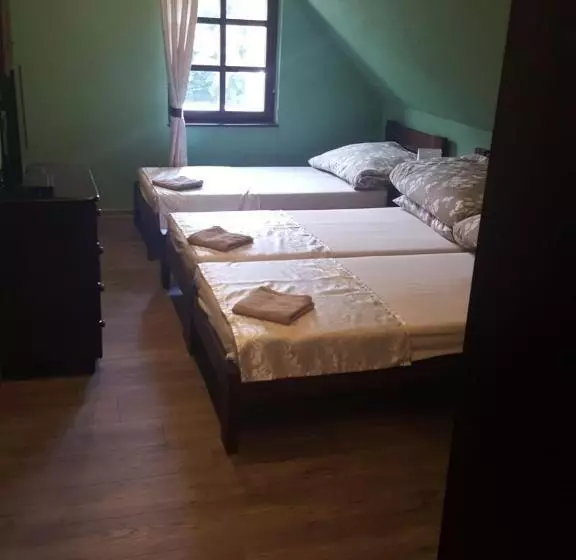 Majatalo Penzion A Reštaurácia Hanišberg