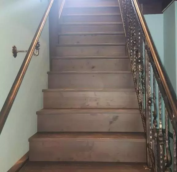 Majatalo Penzion A Reštaurácia Hanišberg