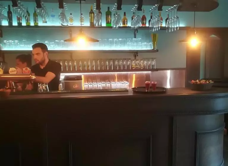 Majatalo Penzion A Reštaurácia Hanišberg