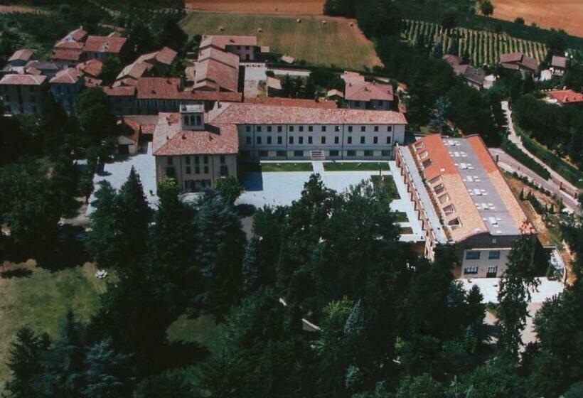 פנסיון Villa Lomellini