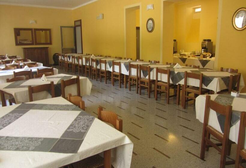 פנסיון Villa Lomellini