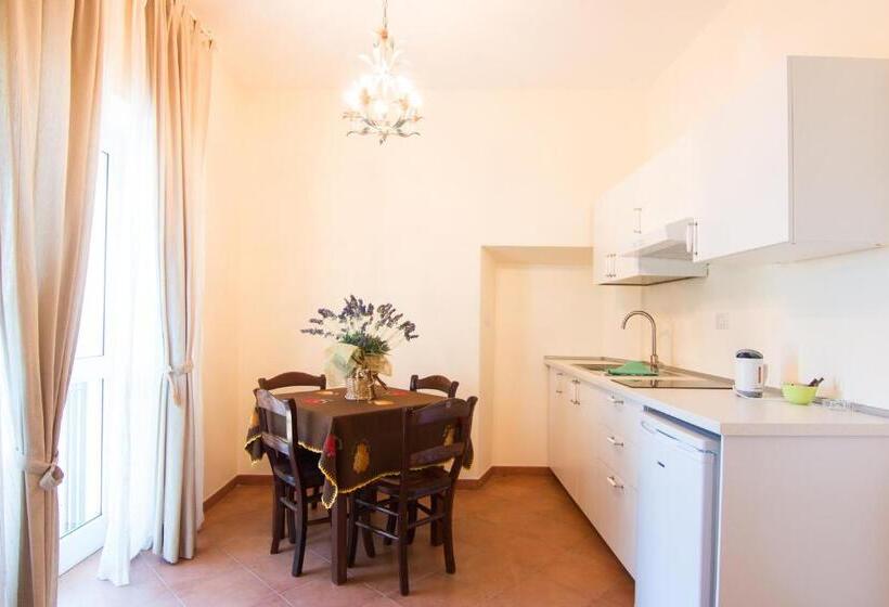 호텔 Merumalia Wine Resort