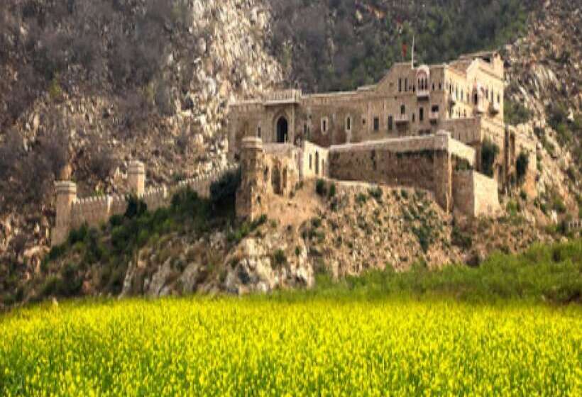 Отель Fort Dadhikar, Alwar