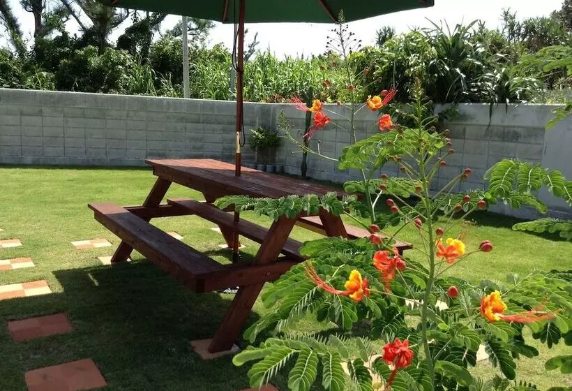 ペンション Minshuku Yadokari