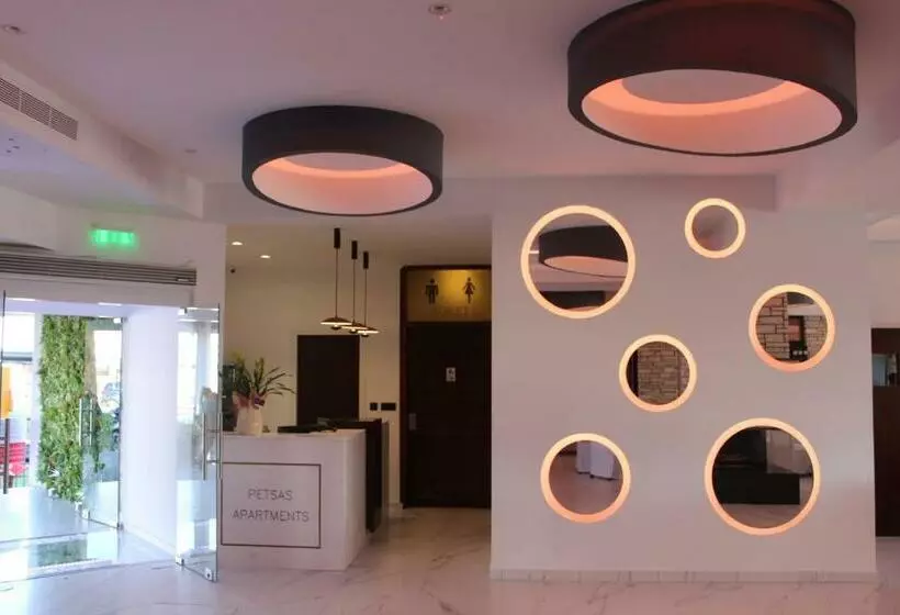 Petsas Apartments