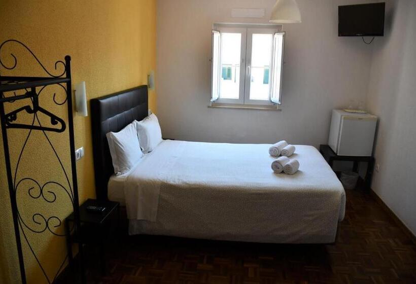 膳宿费 Alojamentos Vitinho Vila Nova Milfontes