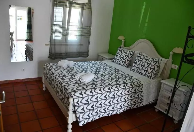 Majatalo Alojamentos Vitinho   Vila Nova Milfontes