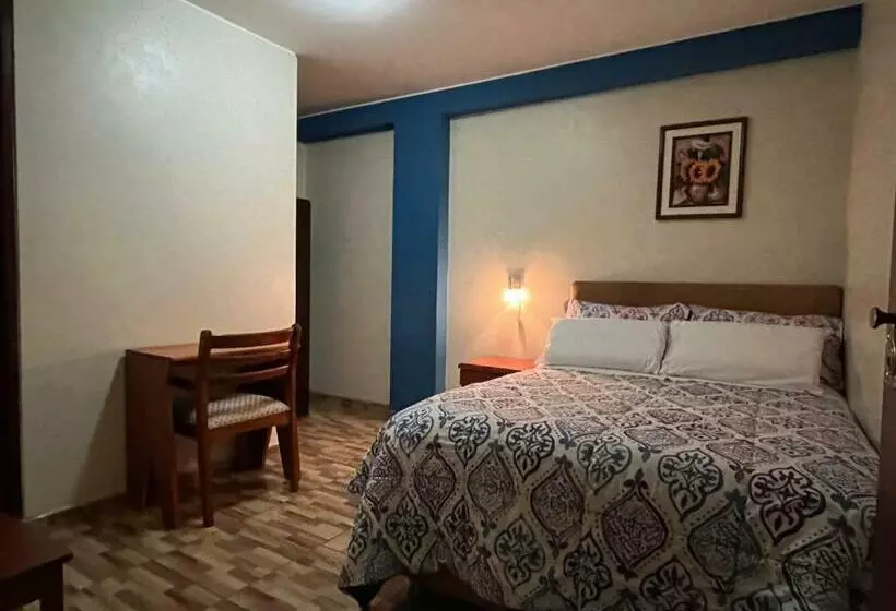 ペンション Hostal Inkanto Taruma