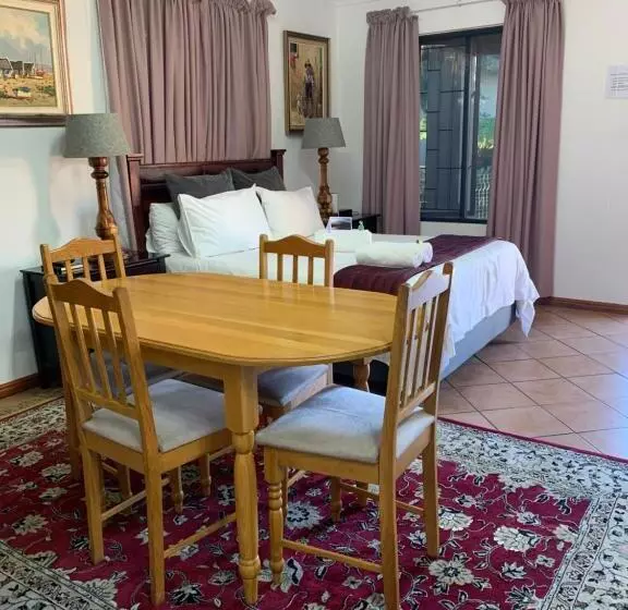 پانسیون Mountain Dew Guest House