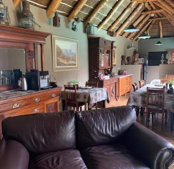 پانسیون Mountain Dew Guest House