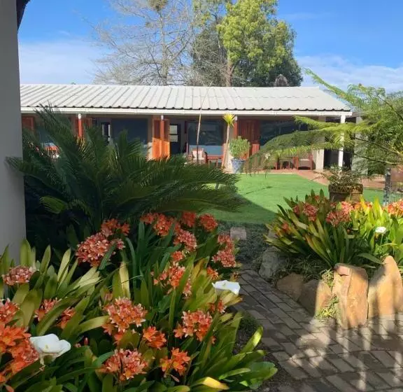 پانسیون Mountain Dew Guest House