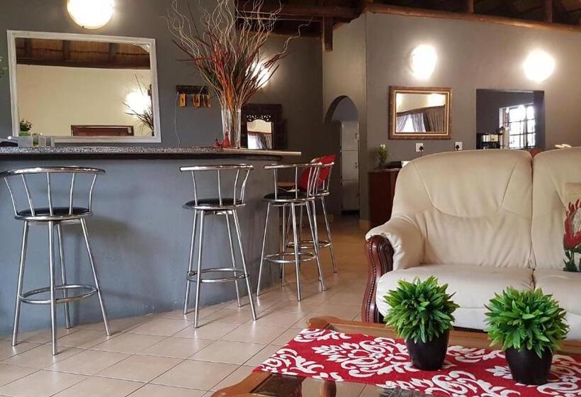 פנסיון Siesta Guest House