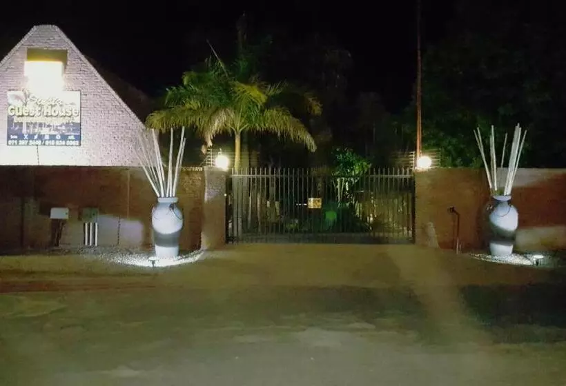 ペンション Siesta Guest House