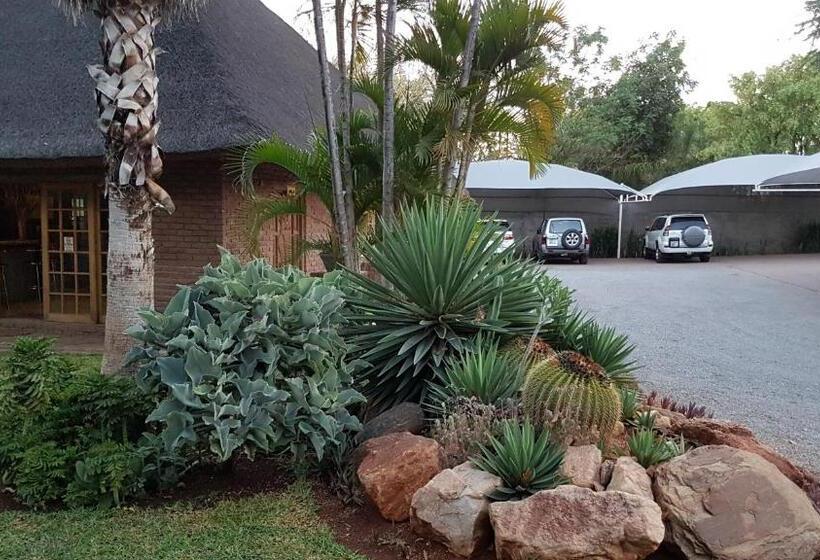 פנסיון Siesta Guest House