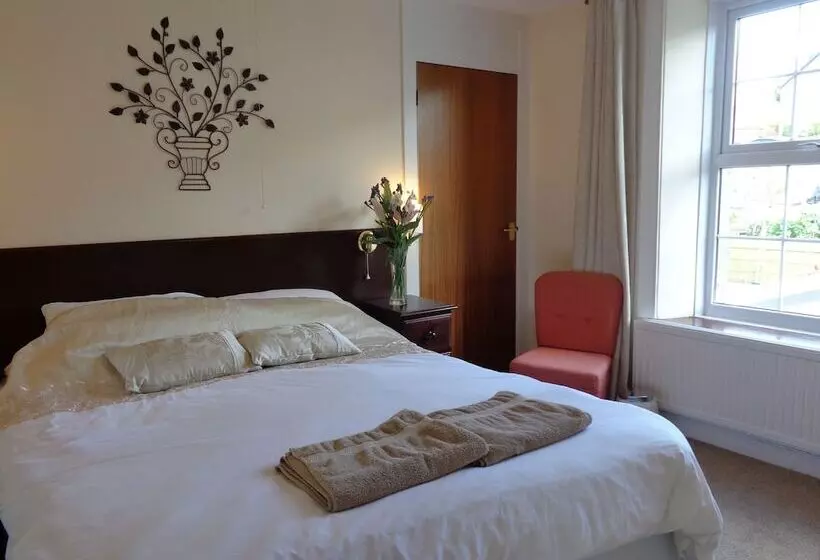 پانسیون Cedars Guesthouse