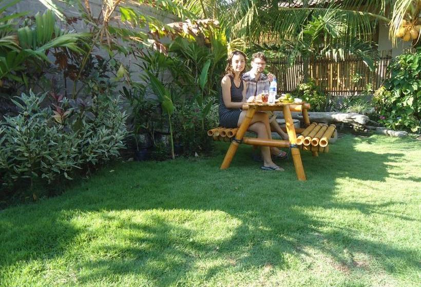 بنسيون Toke Menjangan