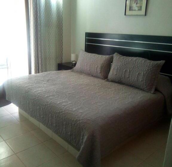 Y Suites Los Encantos