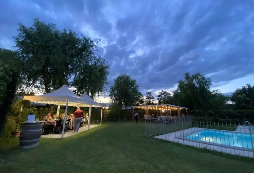 ペンション Room In Holiday House   Apartment In Farmhouse