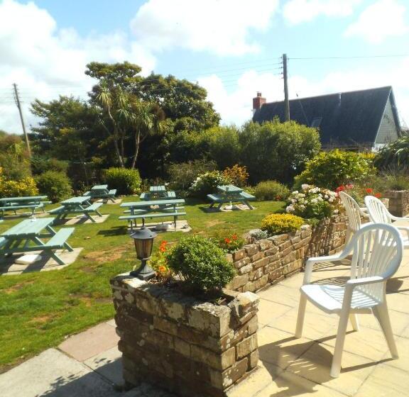 旅馆 The Badger Inn