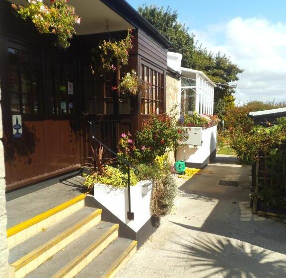 旅馆 The Badger Inn