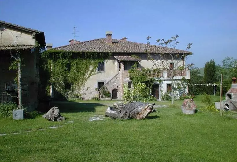 Hotelli Agriturismo Poggio Ai Grilli