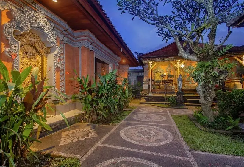 ホテル Kudesa Homestay By Pramana Villas