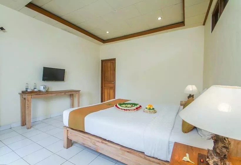 ホテル Kudesa Homestay By Pramana Villas