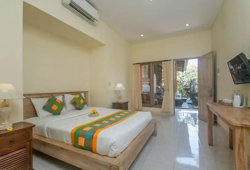ホテル Kudesa Homestay By Pramana Villas