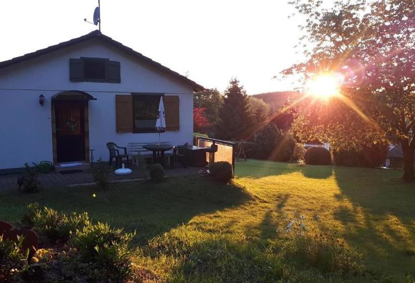 ペンション Cafe Restaurant Vedder