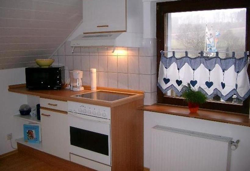 ペンション Cafe Restaurant Vedder