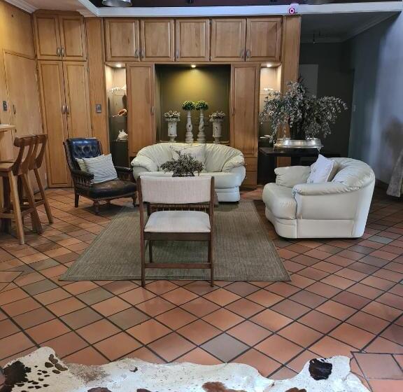 膳宿费 Elegant Lodge & Conference Center