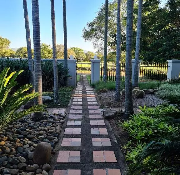 Majatalo Elegant Lodge & Conference Center